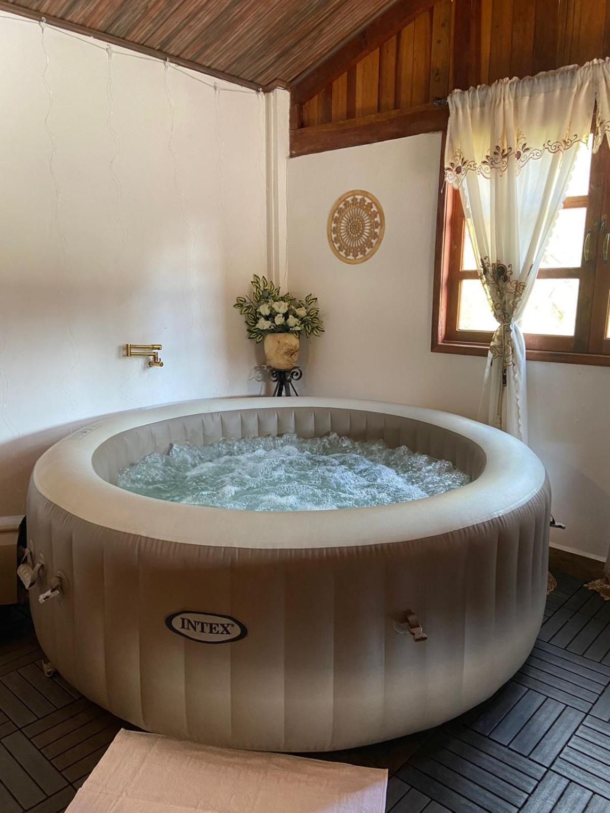 Cabana Com Jacuzzi Em Guararema Ngoại thất bức ảnh
